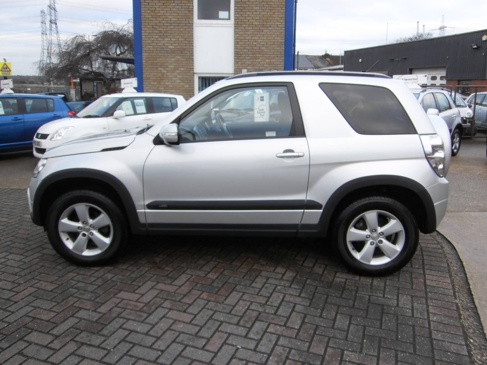 Suzuki Grand Vitara SZ4 image 5