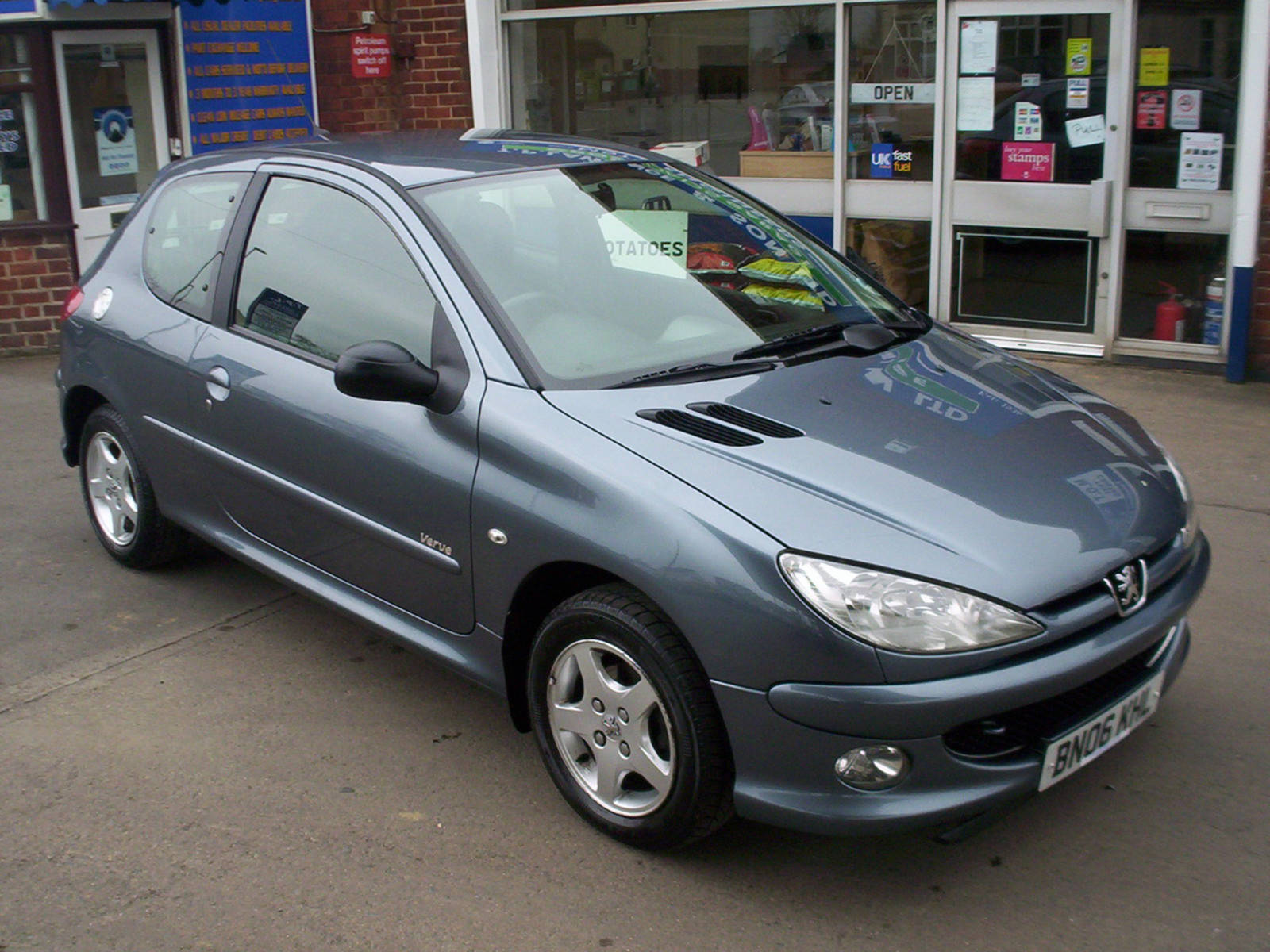 Peugeot 206 Verve Hatchback Petrol Grey