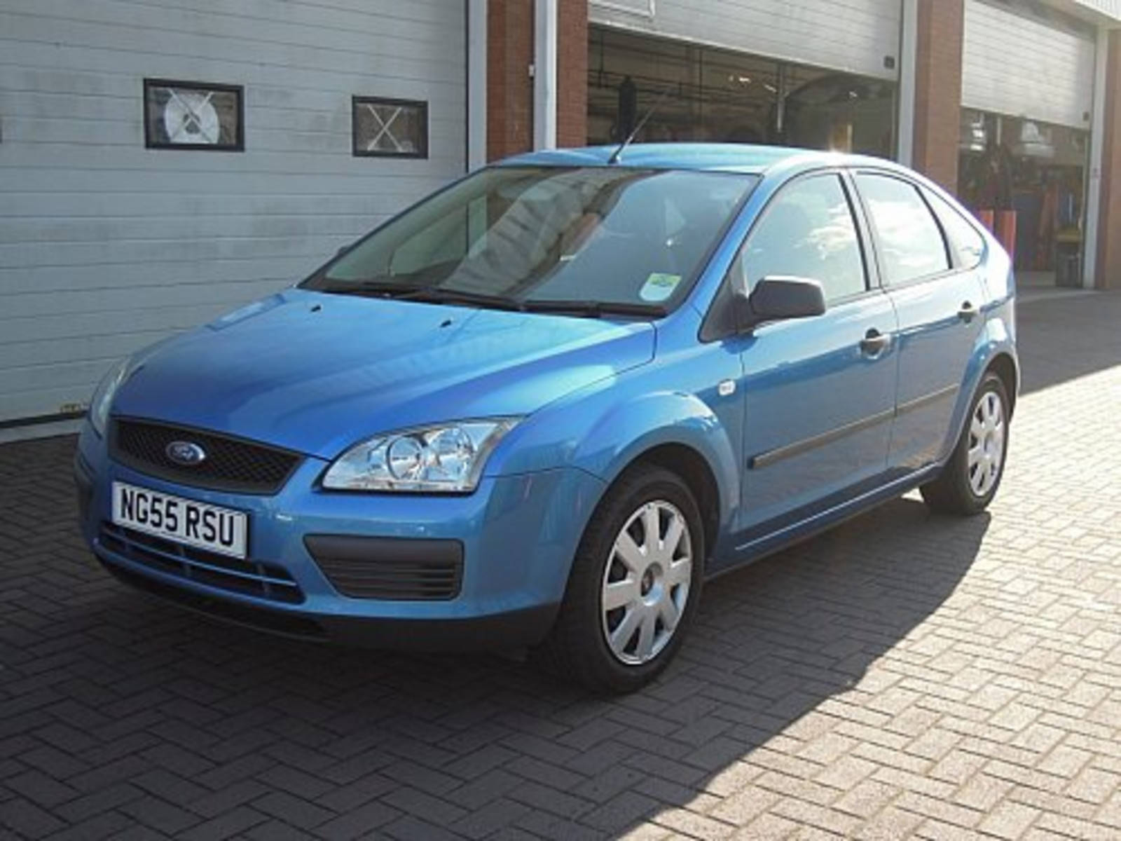 Ford Focus LX