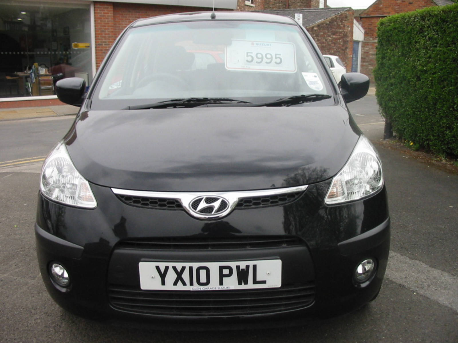 Used Car Showroom at Glen Garage Suzuki York 
