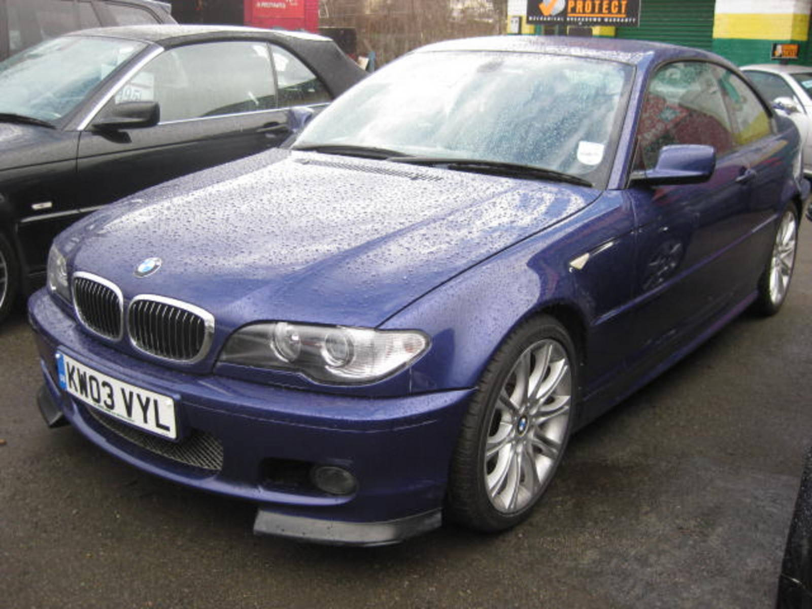 BMW 3 Series 3.0 330ci Clubsport Coupe Petrol Blue at H & D Motors Watford 
