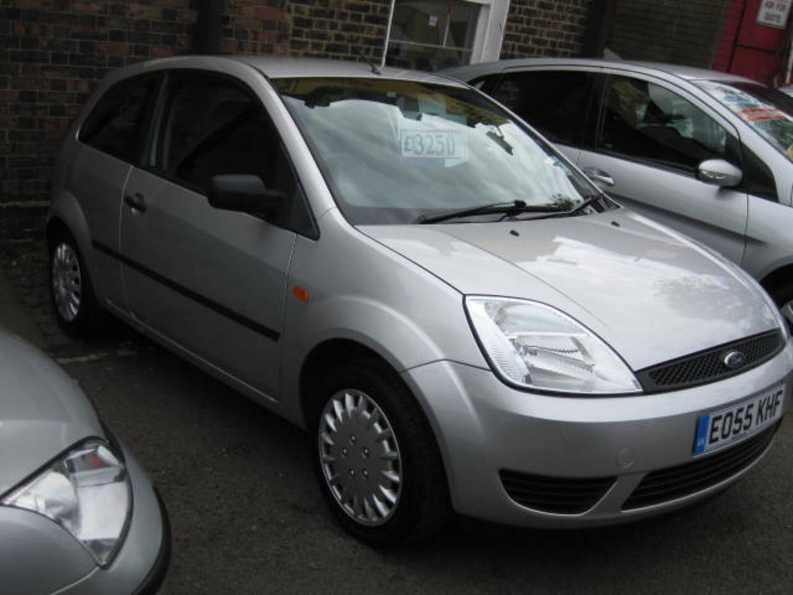 Ford Fiesta 1.2 Style Climate Hatchback Petrol Silver at H & D Motors Watford 