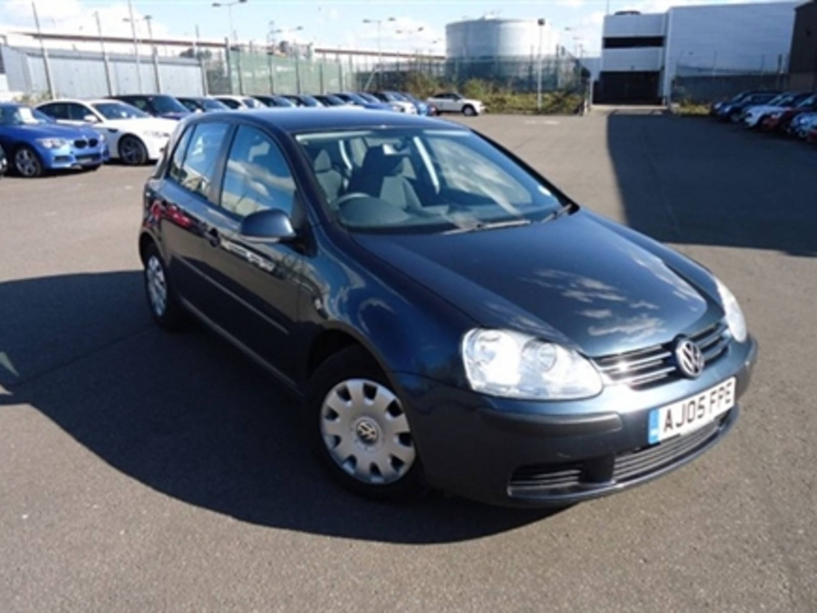 Volkswagen Golf 1.6 FSI S Hatchback Petrol Blue at H & D Motors Watford 